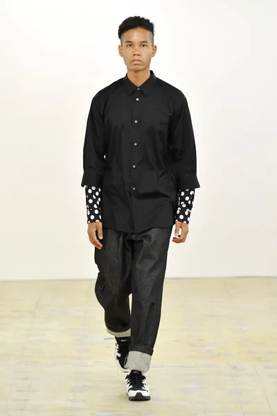 Look 13
